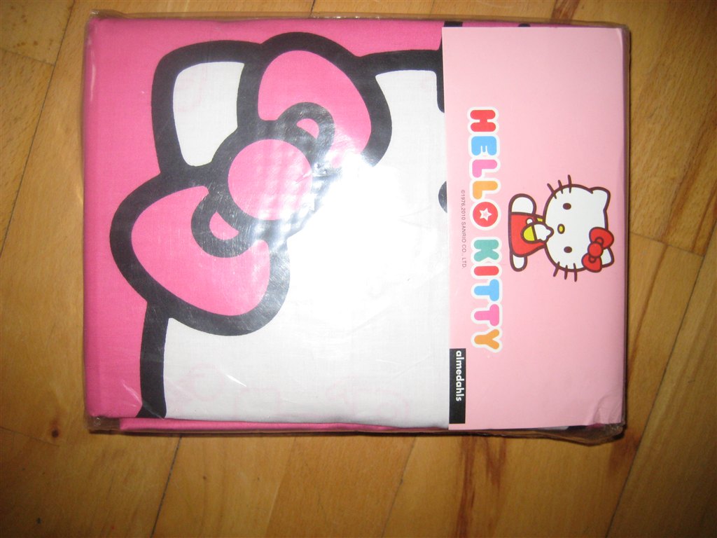 Nyt hello kitty sengetøj sælges